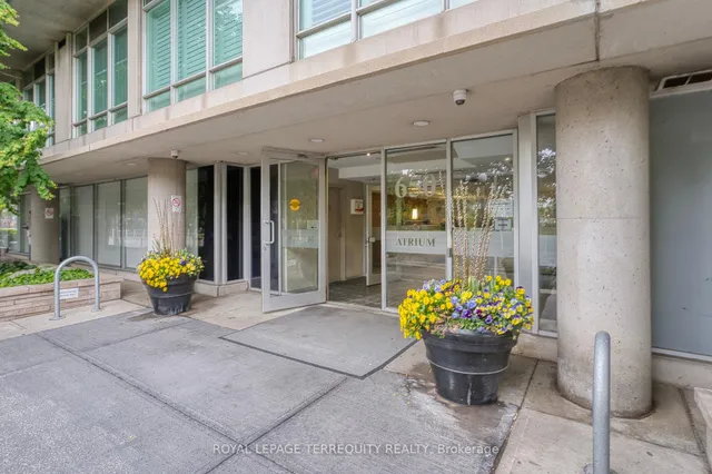 Additional image 3 of 650 Queens Quay Unit 1709