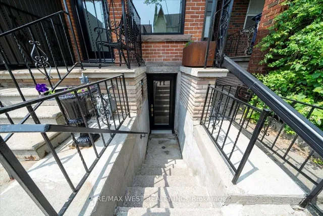 Additional image 26 of 248 1/2 Euclid Ave