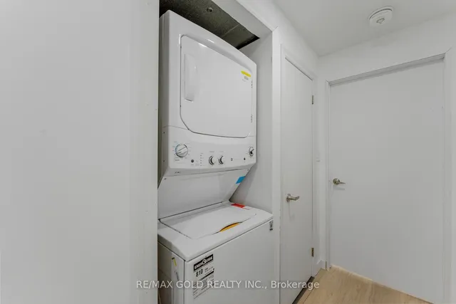 Additional image 43 of 17 Madrid Cres