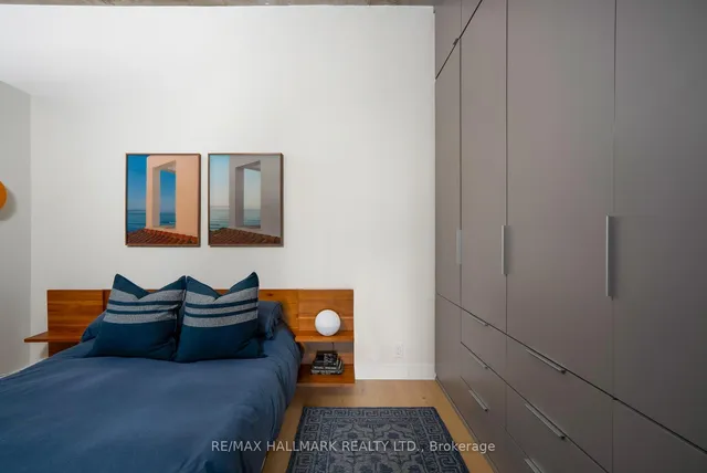 Additional image 21 of 36 Charlotte St Unit 605