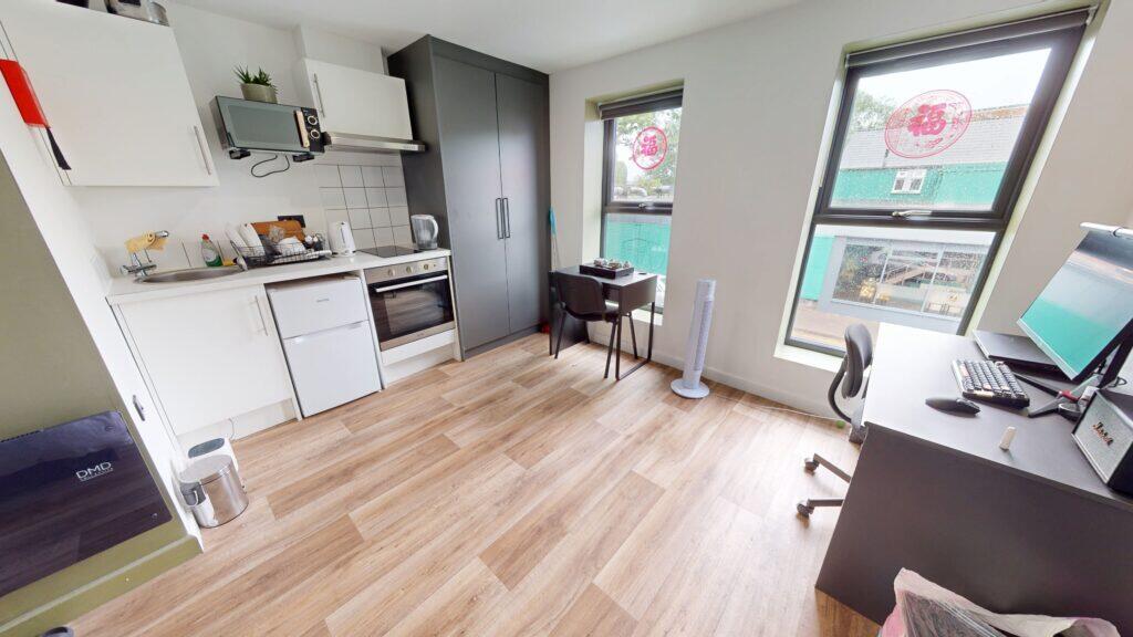 Additional image 2 of Studio 10, Pershore Road, Stirchley, Birmingham, B30 2YA