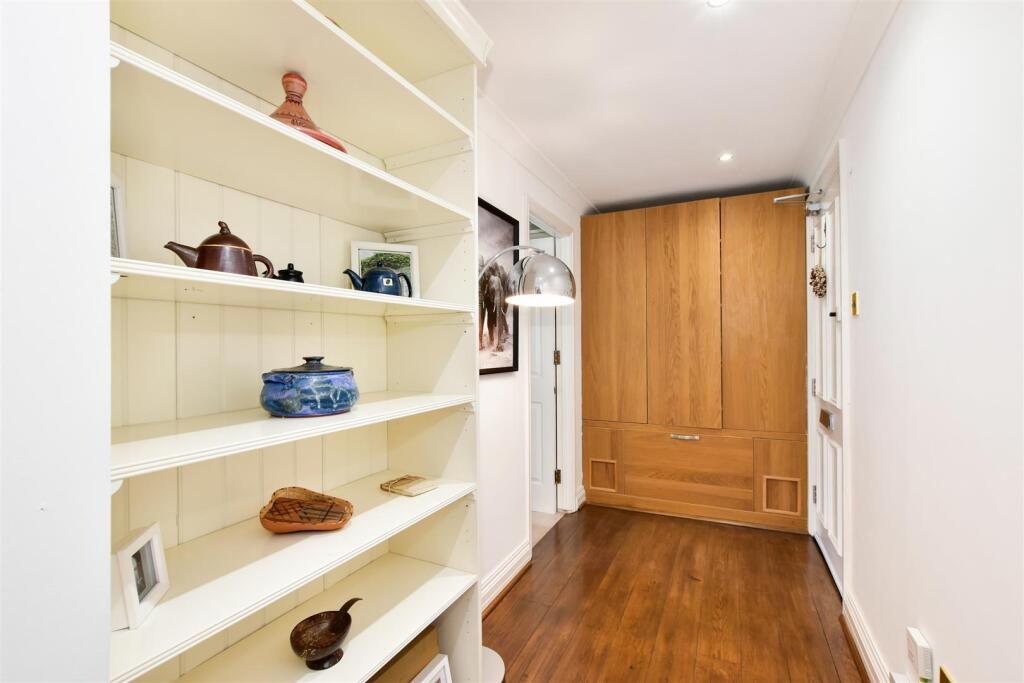 Additional image 24 of Highfield Lane, Tyttenhanger, Hertfordshire, St. Albans