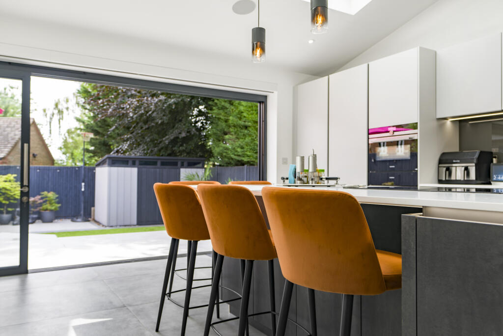 Additional image 5 of Laburnum Grove, St. Albans, Hertfordshire, AL2