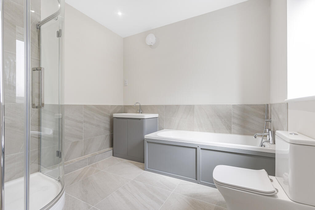 Additional image 6 of Frogmore, St Albans, Herts, AL2 2LP