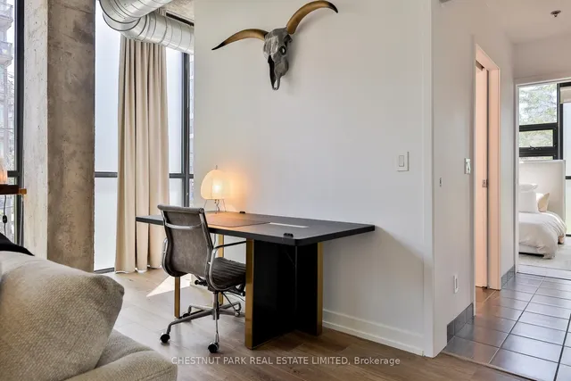 Additional image 13 of 60 Bathurst St Unit 211