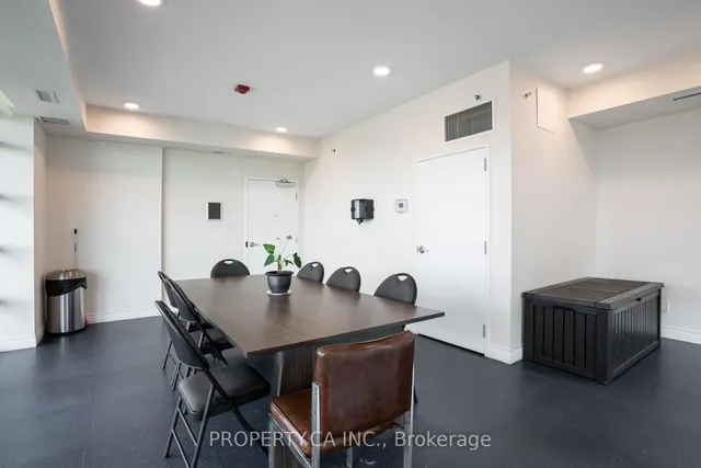 Additional image 45 of 2522 Keele St Unit 704