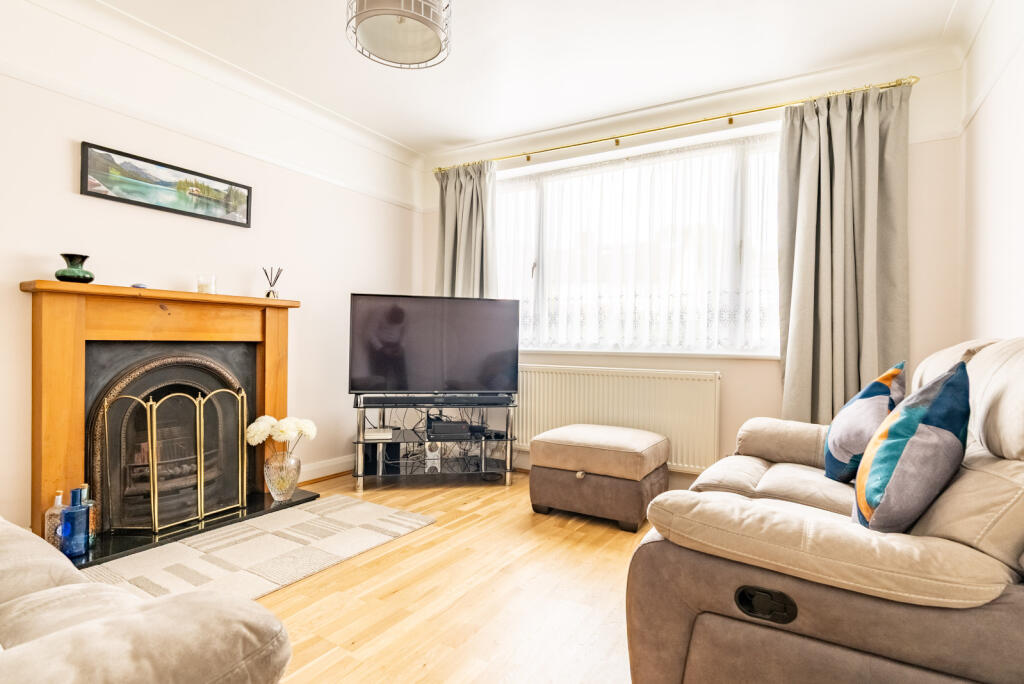 Additional image 2 of Oakwood Drive, St. Albans, Hertfordshire, AL4