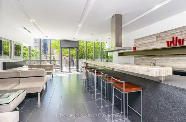 Additional image 20 of 110 Charles St Unit 3504