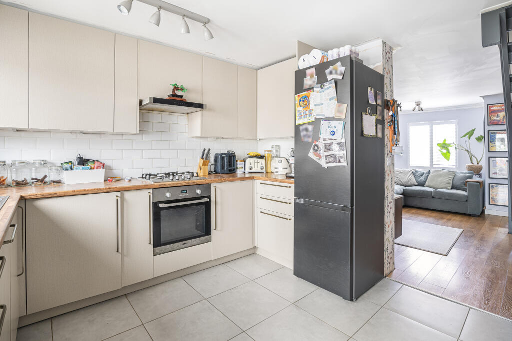 Additional image 4 of Tudor Close, Hatfield, AL10