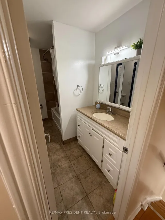 房产图片 12 - 84 Primerose Cres