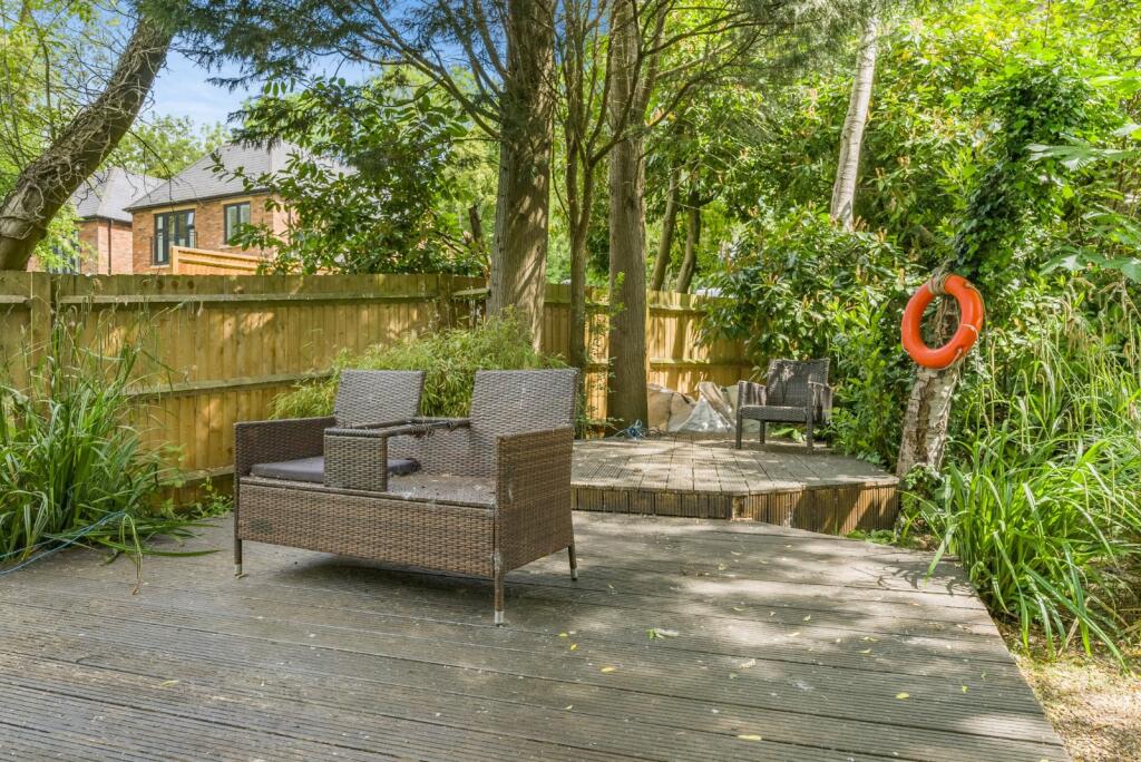 Additional image 28 of Radlett Road, Frogmore, St. Albans, Hertfordshire