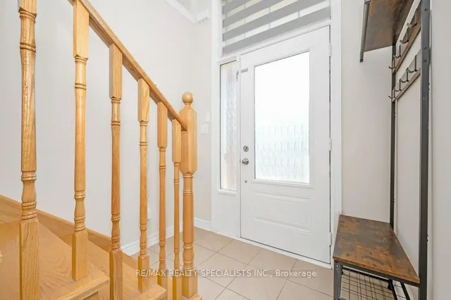 Additional image 3 of 34 Aspen Hills Rd