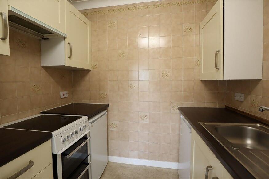 Additional image 3 of Roundwood Lane, Harpenden, AL5