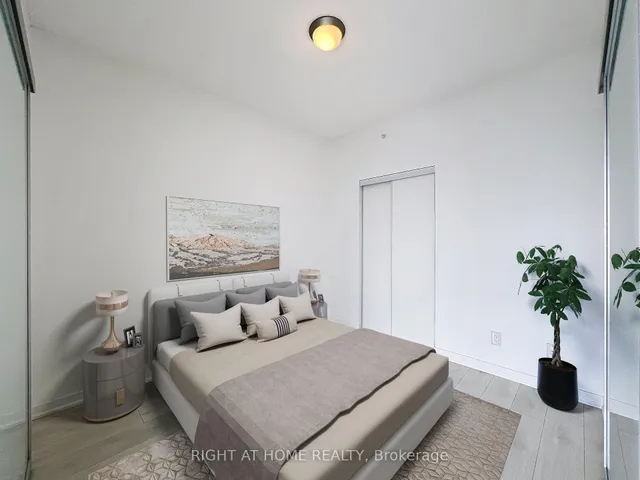 Additional image 11 of 150 East Liberty St Unit 2804