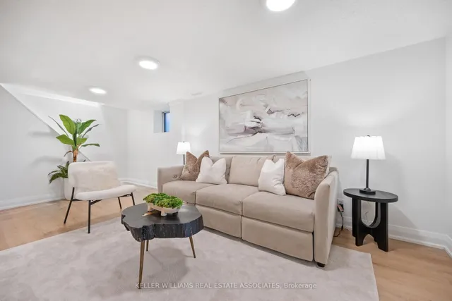 Additional image 25 of 34 Holley Ave