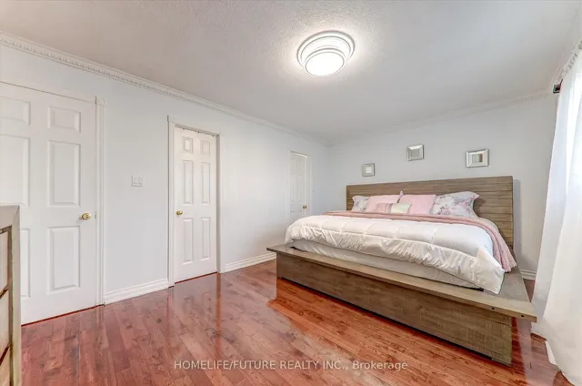 Additional image 27 of 25 Valley Centre Dr