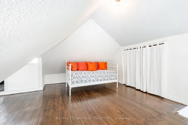 Additional image 35 of 154 Dalewood Cres