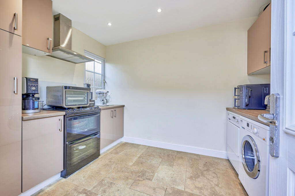 Additional image 8 of Wilkins Green Lane, Smallford, St. Albans, Hertfordshire, AL4