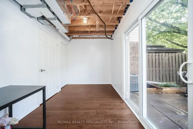 Additional image 30 of 38 Ellis Dr