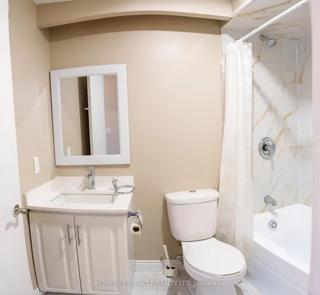 Additional image 11 of 43 Lexington Ave Unit 40