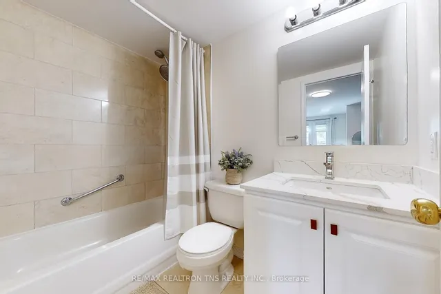 Additional image 20 of 108 Finch Ave Unit C11