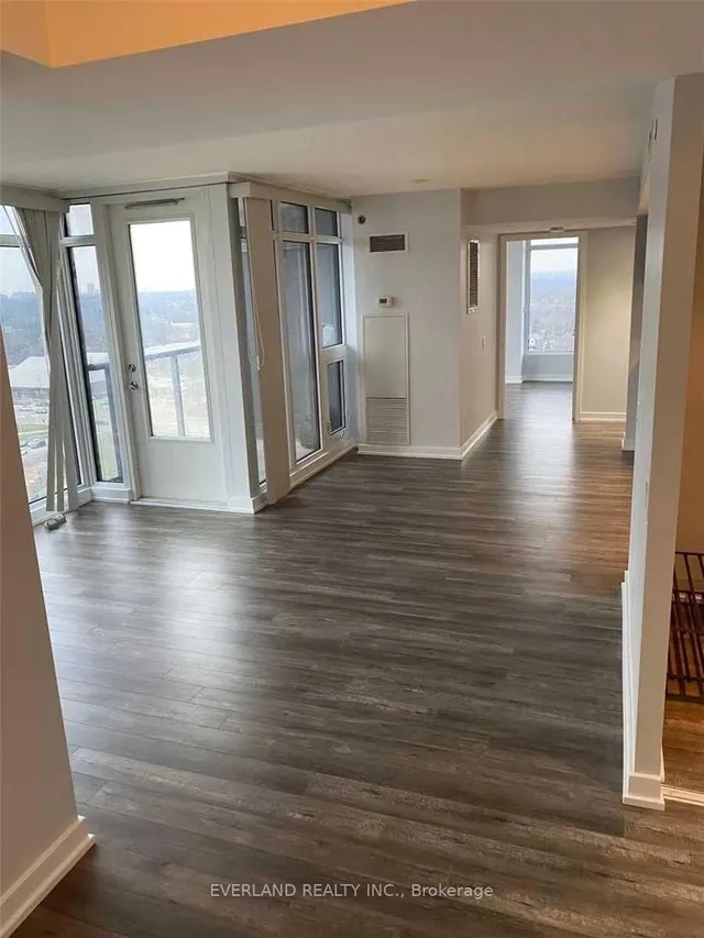 Additional image 3 of 72 Esther Shiner Blvd Unit 2007