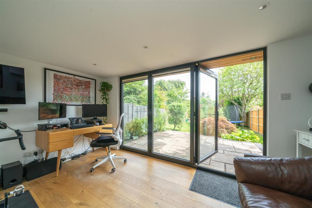 Additional image 32 of Blenheim Road, St. Albans