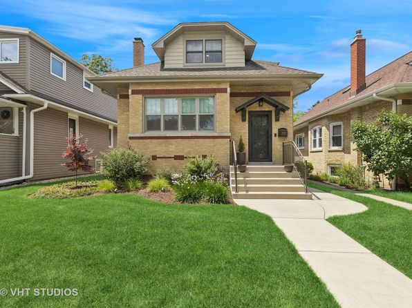 6848 N Oriole Ave, Chicago, IL 60631
