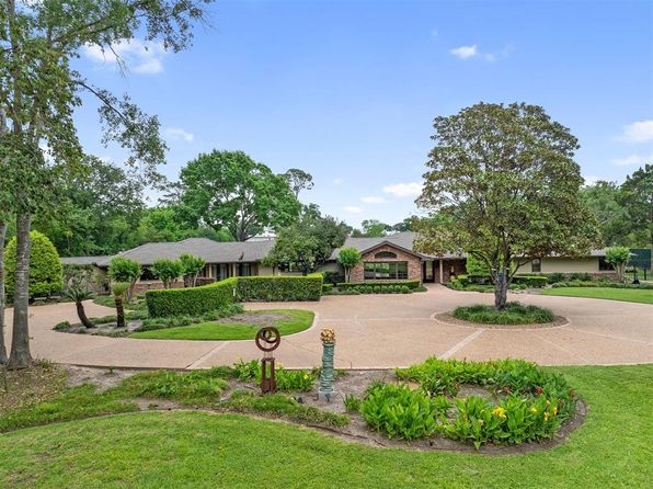 12 E Rivercrest Dr, Houston, TX 77042