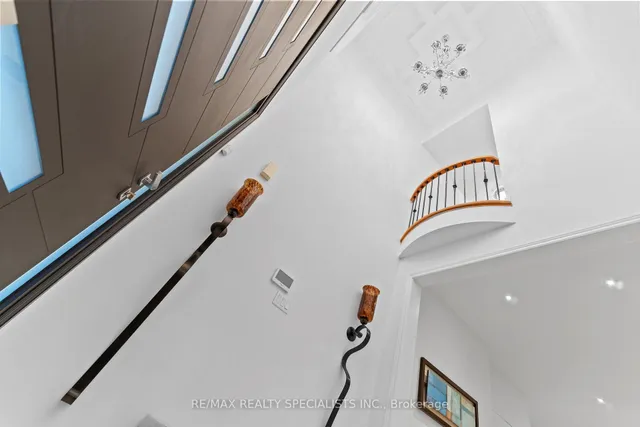 Additional image 12 of 6 Islington Dr