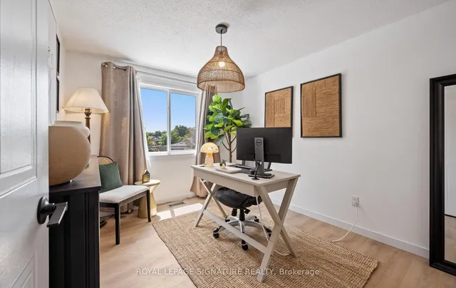 Additional image 19 of 737 Fairway Crt