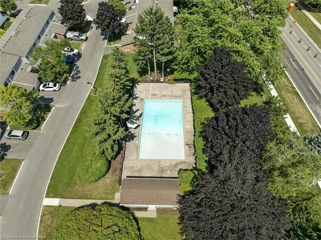 Additional image 44 of 445 Woodview Rd Unit 3