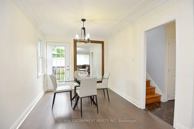 Additional image 10 of 45 Dunkirk Ave