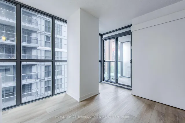 Additional image 31 of 110 Charles St Unit 707