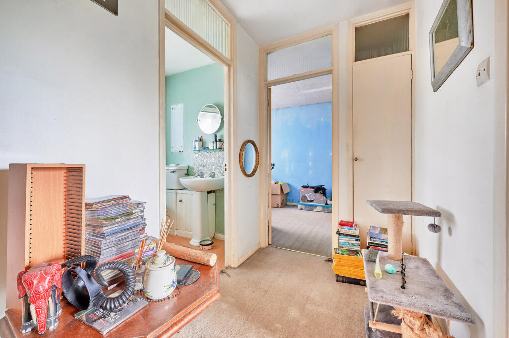 Additional image 11 of The Quadrant, St. Albans, Hertfordshire, AL4