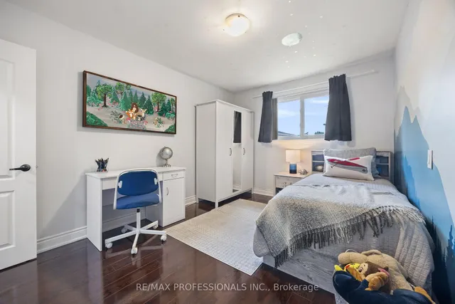 Additional image 16 of 38 Dalraith Cres