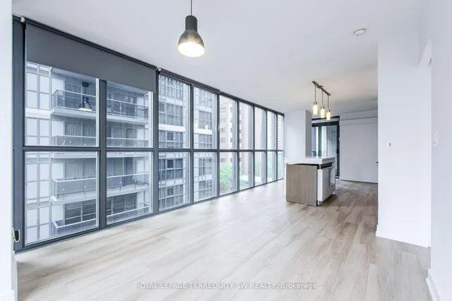 Additional image 24 of 110 Charles St Unit 707