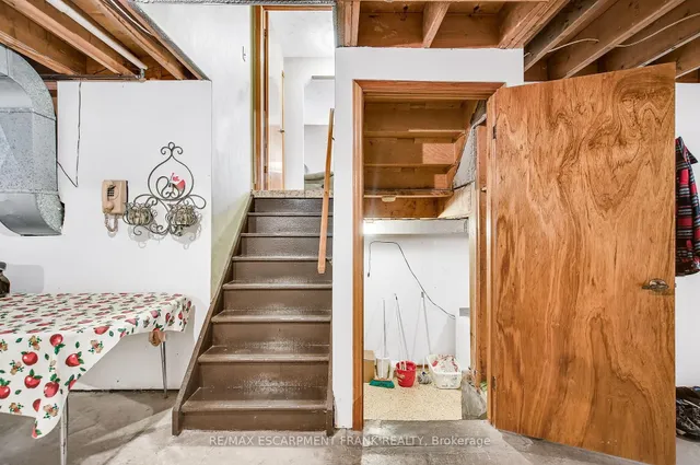 Additional image 40 of 75 President Dr