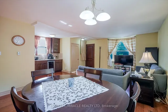 Additional image 34 of 220 Glen park Ave