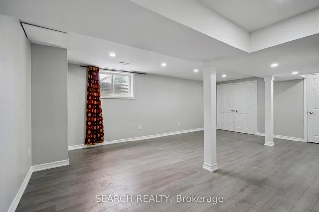 Additional image 30 of 15 Hector Crt