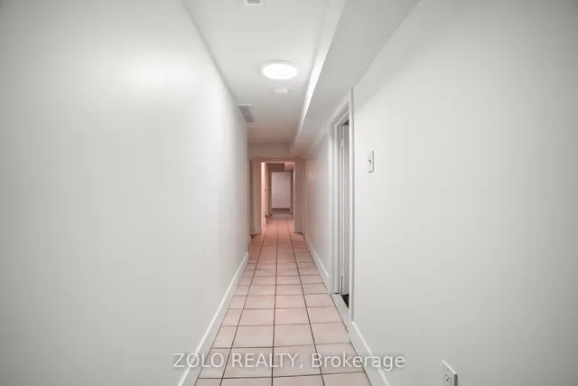 Additional image 32 of 19 Scarboro St