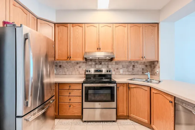 Additional image 10 of 3531 Lake Shore Blvd Unit 105