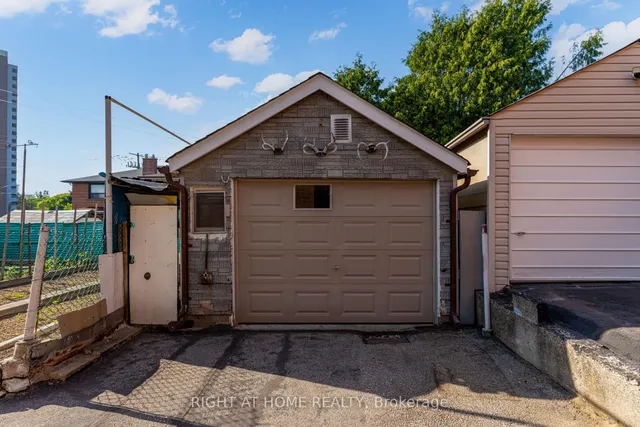 Additional image 2 of 124 Clairton Cres