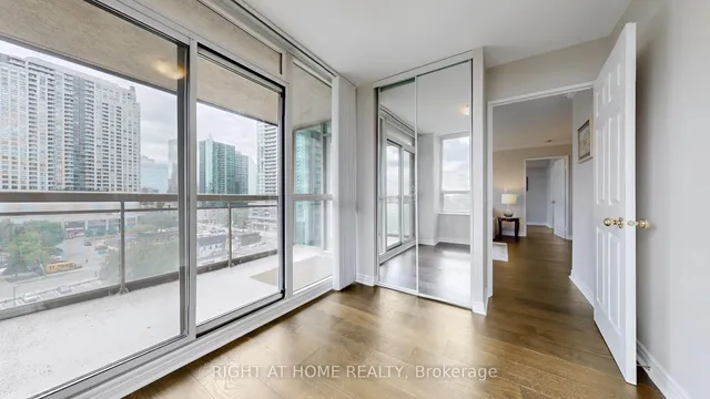 Additional image 24 of 18 Parkview Ave Unit 906