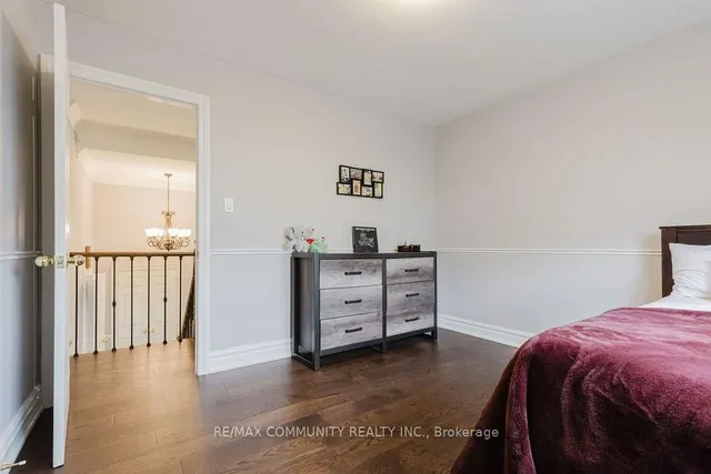 Additional image 27 of 42 Satchell Blvd