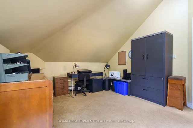 Additional image 38 of 275 Cumberland Ave