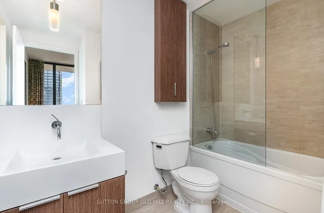 Additional image 17 of 110 Charles St Unit 3504