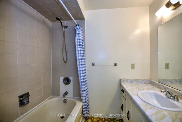 Additional image 19 of 45 Henry Welsh Dr