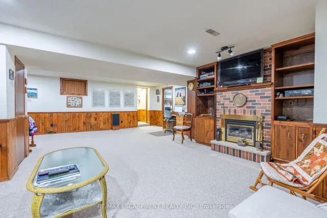 Additional image 19 of 35 Kemp Dr