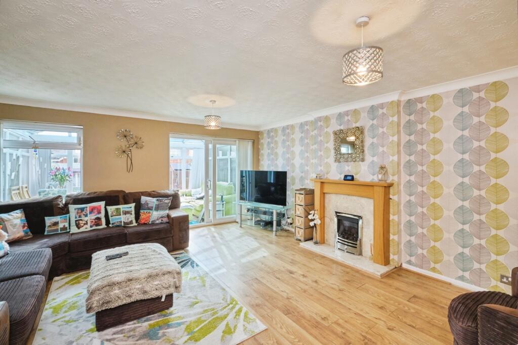 Additional image 4 of Westacre Gardens, Birmingham, West Midlands, B33